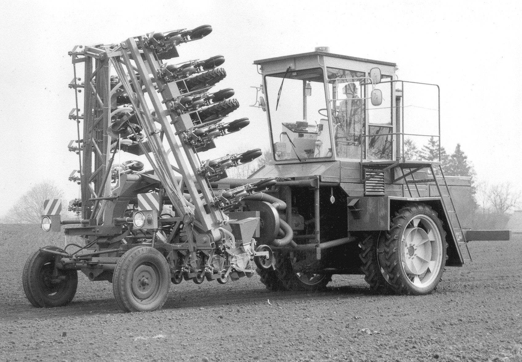 23_1985_MONOAIR-JUNIOR